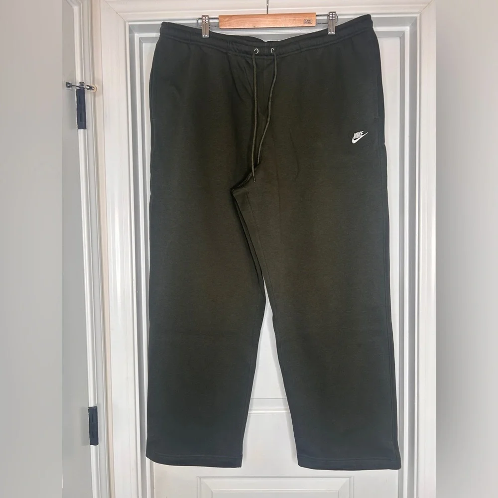 Nike Men’s Sportswear ClubMen's Fleece Bungee Pants, Sequoia Olive Green, XXL